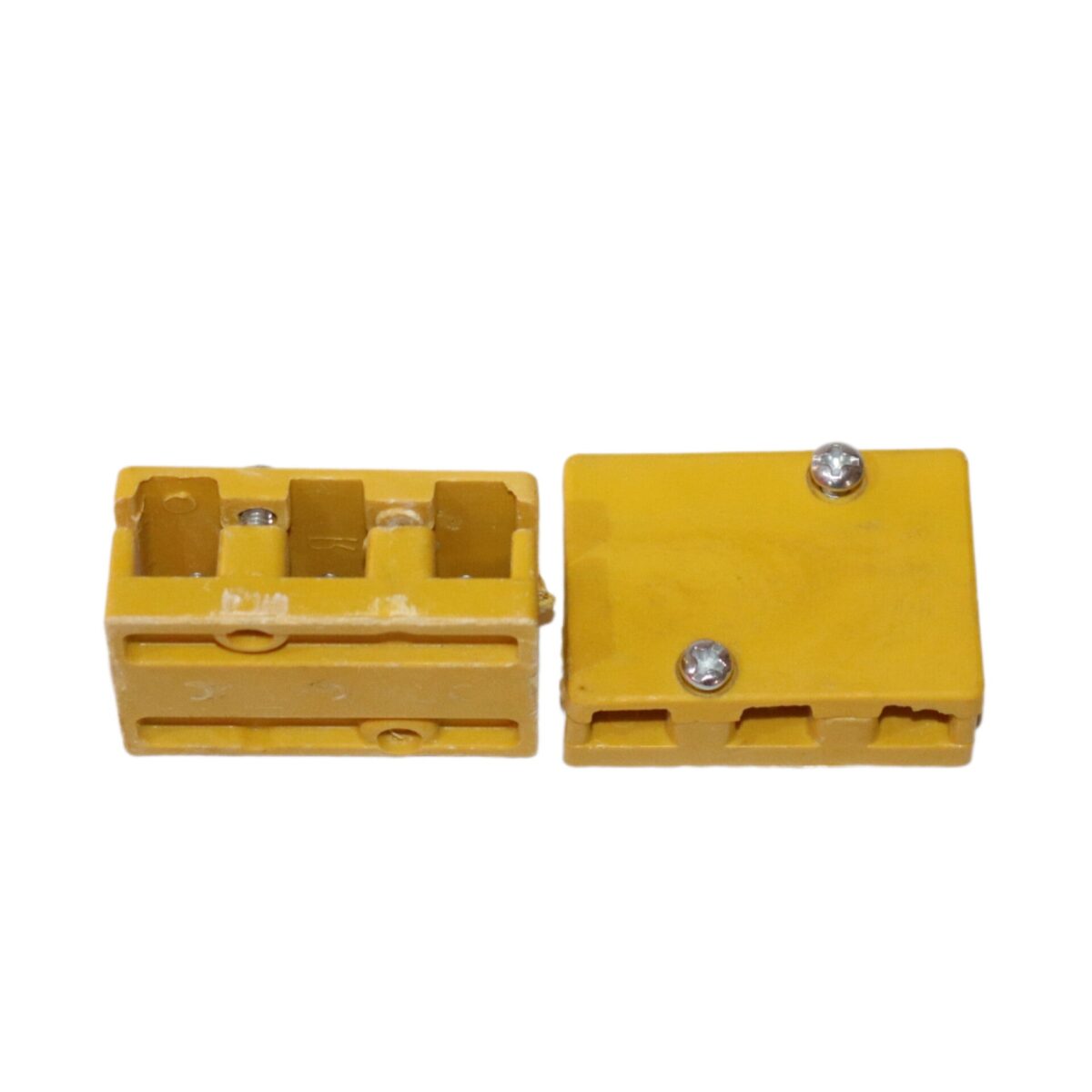 Yellow Junction Box 3 pin - Image 1